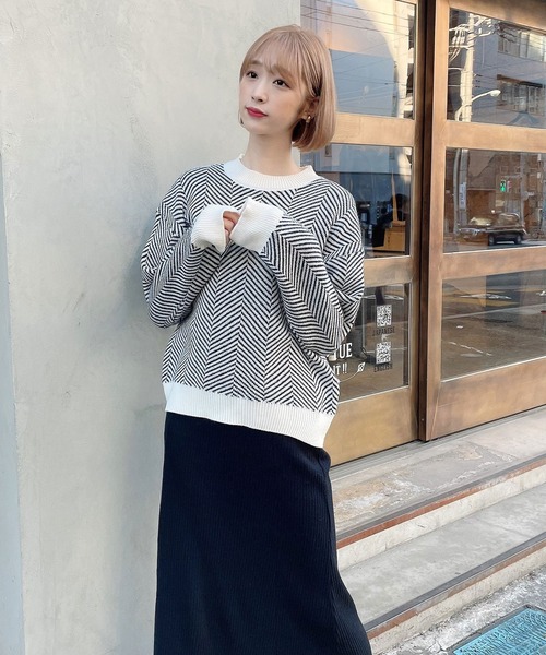 Voyage titty&Co.PETIT(ボヤージュティティアンドコープチ)の「【Voyage titty&Co.】ジオメトリックニットプルオーバー(ニット/セーター・レディース・ホワイト・FREE)」の5枚目の写真