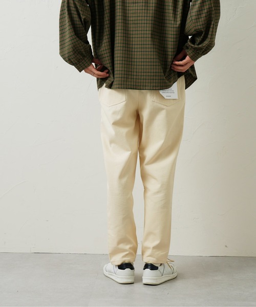 CPCM（シーピーシーエム）の「ツイルカラーシェフパンツ（チノパンツ・メンズ・チャコールグレー/レッド/オフホワイト/ブルー/グリーン・FREE）」の6枚目の写真