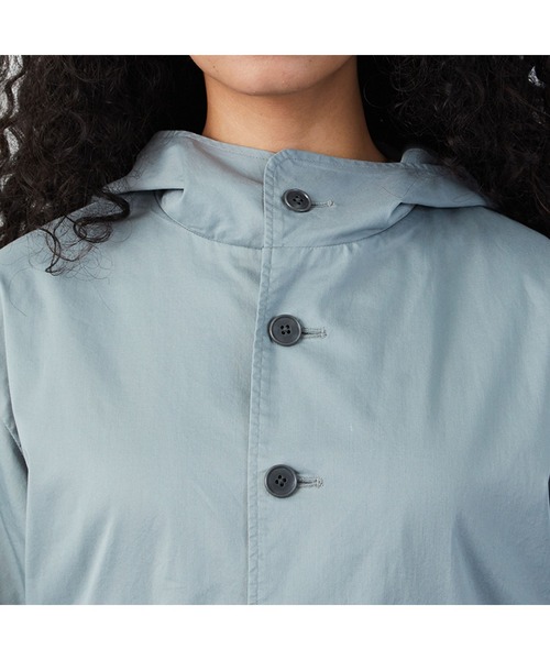 FRAPBOIS（フラボア）の「バイカラーマンパ（マウンテンパーカー・レディース・ベージュ系その他/ブルー系その他・1/2）」の6枚目の写真