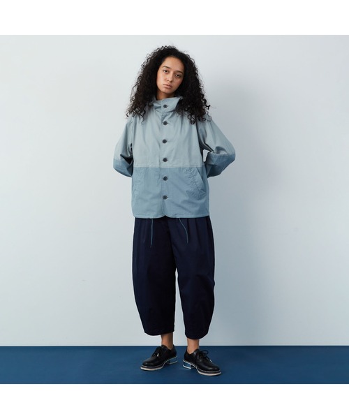 FRAPBOIS（フラボア）の「バイカラーマンパ（マウンテンパーカー・レディース・ベージュ系その他/ブルー系その他・1/2）」の17枚目の写真