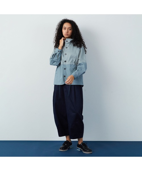 FRAPBOIS（フラボア）の「バイカラーマンパ（マウンテンパーカー・レディース・ベージュ系その他/ブルー系その他・1/2）」の18枚目の写真