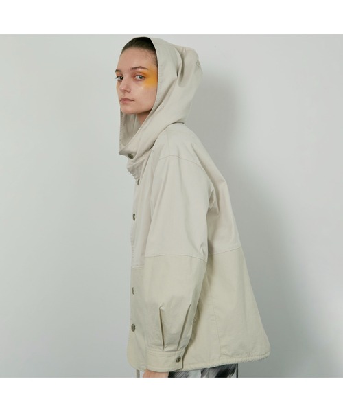 FRAPBOIS（フラボア）の「バイカラーマンパ（マウンテンパーカー・レディース・ベージュ系その他/ブルー系その他・1/2）」の16枚目の写真