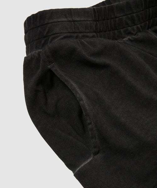 A-COLD-WALL*（アコールドウォール）の「DISSOLVE SHORTS（その他パンツ・メンズ・ブラック/ブルー・M/L）」の4枚目の写真