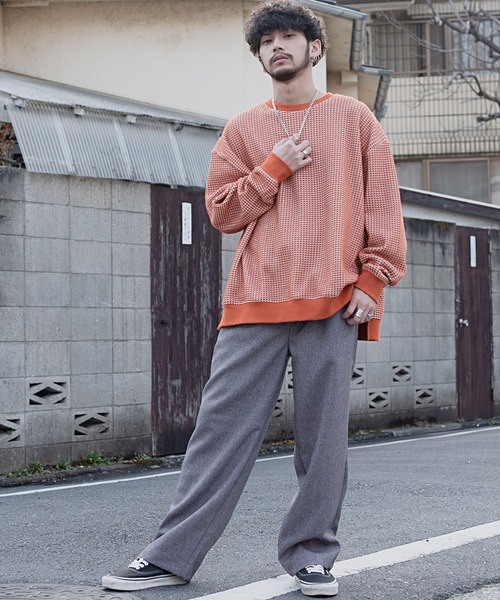SILVER BULLET(シルバーバレット)の「『CavariA/キャバリア』クルーネックワッフルビッグニット(ニット/セーター・メンズ・ホワイト/ブラック/ネイビー/ブルー/チャコール/テラコッタ/ブルー系1/ブラック系1/グレー系1・M/L)」の20枚目の写真