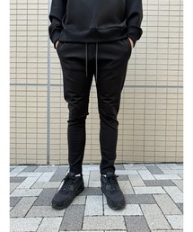 MMMM（エムエムエムエム）の「MMMM/ハイパーストレッチジョガーパンツ（その他パンツ）」