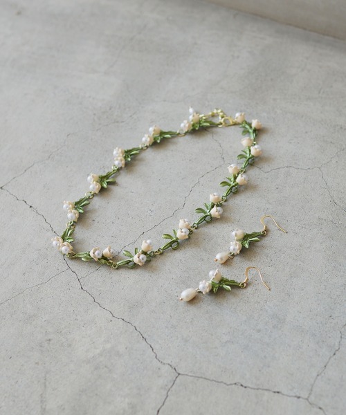 ma chere Cosette?（マシェールコゼット）の「すずらんピアス（ピアス（両耳用）・レディース・アイボリー・FREE）」の2枚目の写真