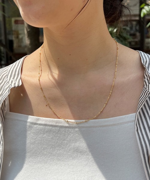 SHENERY(シーナリー)の「【WEB限定】ボールチェーンネックレス(ネックレス・レディース・ゴールド・FREE)」の2枚目の写真