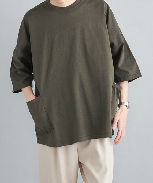 SHIPS any（シップス エニィ）の「SHIPS any: 【ユニセックス】USAコットン ドルマン キャンプポケット ビックシルエット Tシャツ ◇（Tシャツ/カットソー・メンズ・ホワイト/チャコールグレー/ブラック/ネイビー/オリーブ・SMALL/MEDIUM/LARGE）」の4枚目の写真