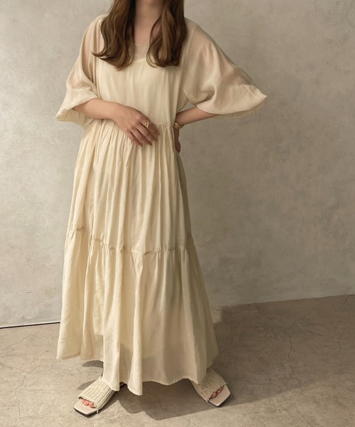 apres jour clair（アプレジュールクレア）の「【apres jour clair】シアーティアードワンピース【ZOZOTOWN限定アイテム】（ワンピース・レディース・ベージュ/アイボリー/ブラウン系その他・X-LARGE/フリー）」の2枚目の写真