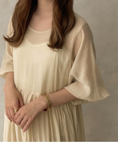 apres jour clair（アプレジュールクレア）の「【apres jour clair】シアーティアードワンピース【ZOZOTOWN限定アイテム】（ワンピース・レディース・ベージュ/アイボリー/ブラウン系その他・X-LARGE/フリー）」の6枚目の写真