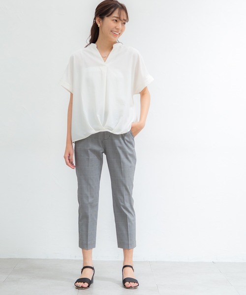 Honeys（ハニーズ）の「裾タックブラウス（シャツ/ブラウス・レディース・ホワイト系その他/アイボリー/ブルー系その他/ダークブルー/ネイビー系/カーキ・LL/L/M）」の7枚目の写真