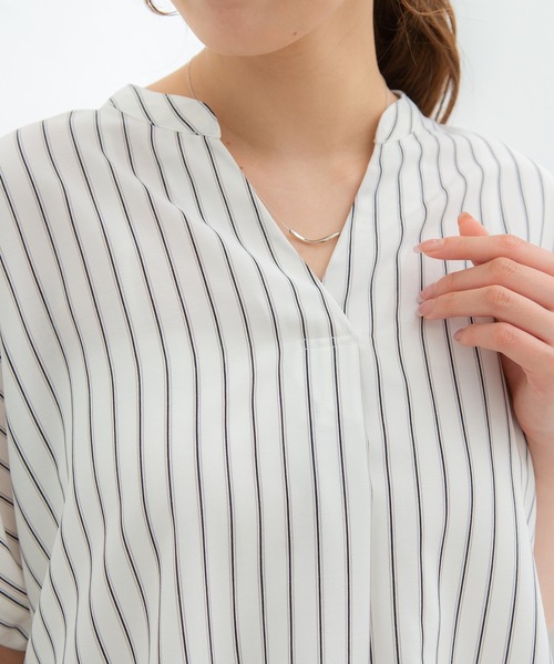 Honeys（ハニーズ）の「裾タックブラウス（シャツ/ブラウス・レディース・ホワイト系その他/アイボリー/ブルー系その他/ダークブルー/ネイビー系/カーキ・LL/L/M）」の16枚目の写真