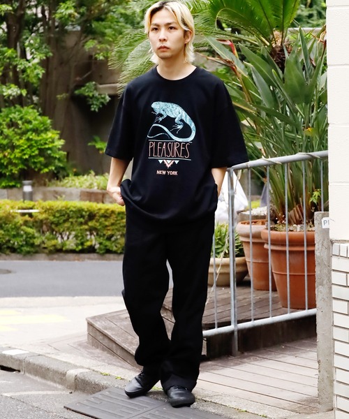 PLEASURES(プレジャー)の「PLEASURES/プレジャーズ FEAR LOGO HEAVYWEIGHT TEE(Tシャツ/カットソー・メンズ・ブラック・M/L/XL)」の21枚目の写真