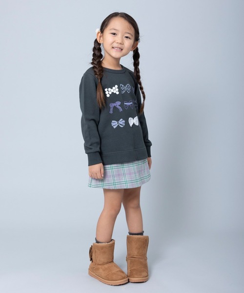 KP（ケーピー）の「TioTio抗ウイルス加工/リボンモチーフトレーナー(100～130cm)（スウェット・キッズ・チャコールグレー/オートミール・110cm/120cm/130cm/100cm）」の5枚目の写真