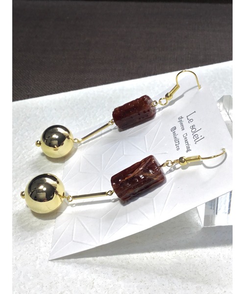 tone(トーン)の「【Le soleil】揺れる 個性的なビンテージピアス(MA)(ピアス(両耳用)・レディース・ゴールド系その他・FREE)」の3枚目の写真