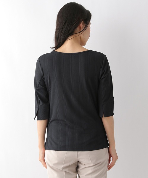 LEPSIM(レプシィム)の「ボートネックリブカットソー6分袖 294647(Tシャツ/カットソー・レディース・ブラック/ブラウン/オフホワイト・MEDIUM/LARGE)」の16枚目の写真