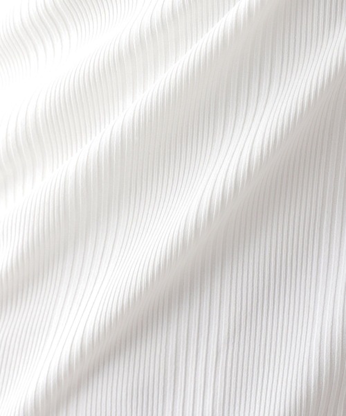 LEPSIM(レプシィム)の「ボートネックリブカットソー6分袖 294647(Tシャツ/カットソー・レディース・ブラック/ブラウン/オフホワイト・MEDIUM/LARGE)」の5枚目の写真