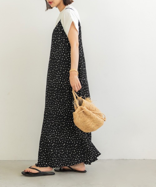 ドット柄楊柳プリーツワンピース