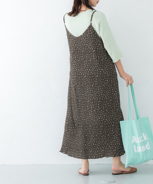 ドット柄楊柳プリーツワンピース