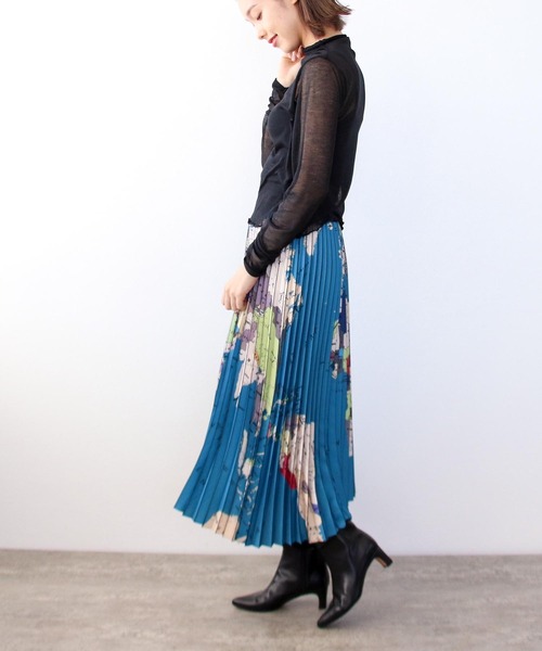 Three Four Time(スリーフォータイム)の「シアーインナーニットカットソー(Tシャツ/カットソー・レディース・ブラック/レッド/ブルー/グリーン/サンドベージュ・FREE)」の19枚目の写真