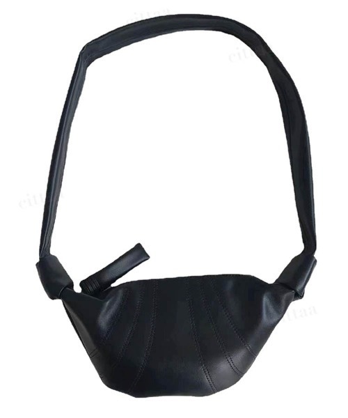 Dalfwin(ダールフィン)の「2022 AW 秋冬 レディース バッグ クロワッサンショルダーバッグ レディース(ショルダーバッグ・レディース・ブラック/アイボリー・FREE)」の16枚目の写真