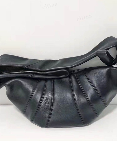 Dalfwin(ダールフィン)の「2022 AW 秋冬 レディース バッグ クロワッサンショルダーバッグ レディース(ショルダーバッグ・レディース・ブラック/アイボリー・FREE)」の17枚目の写真