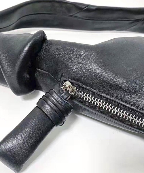 Dalfwin(ダールフィン)の「2022 AW 秋冬 レディース バッグ クロワッサンショルダーバッグ レディース(ショルダーバッグ・レディース・ブラック/アイボリー・FREE)」の21枚目の写真