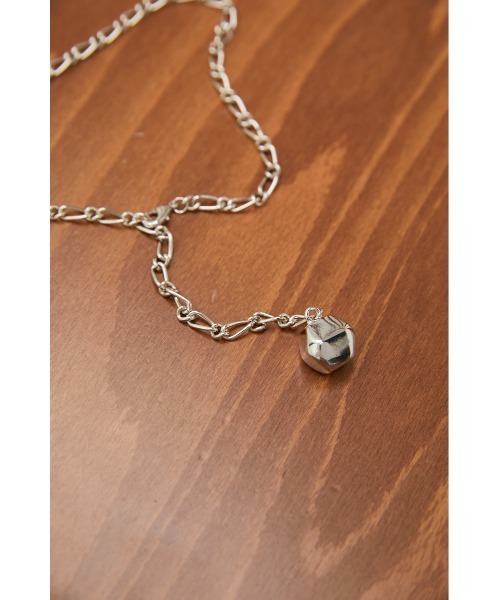 crie conforto(クリーコンフォルト)の「フォームドボールラリエット(ネックレス・レディース・シルバー/ゴールド・FREE)」の9枚目の写真