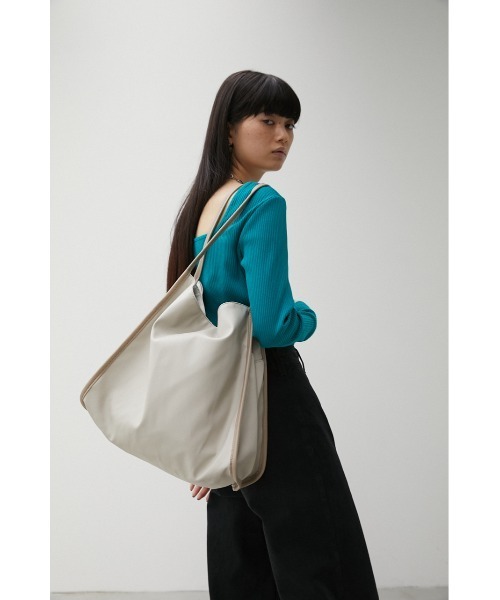 AZUL by moussy（アズールバイマウジー）の「BIG TOTE BAG/ビッグトートバッグ（トートバッグ・レディース・ブラック/マジェンタ/ライトベージュ/ボルドー・FREE）」の22枚目の写真