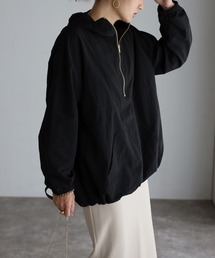 ハーフジップマウンテンパーカー