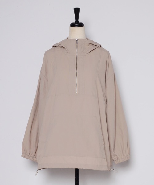 Bonjour Sagan（ボンジュールサガン）の「ハーフジップマウンテンパーカー（マウンテンパーカー・レディース・グレイッシュベージュ/ブラック・FREE）」の4枚目の写真