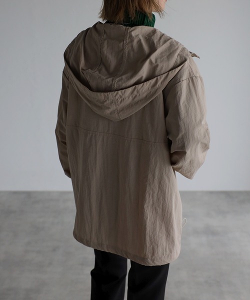 Bonjour Sagan（ボンジュールサガン）の「ハーフジップマウンテンパーカー（マウンテンパーカー・レディース・グレイッシュベージュ/ブラック・FREE）」の12枚目の写真