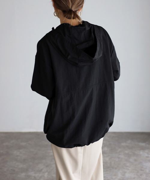 Bonjour Sagan（ボンジュールサガン）の「ハーフジップマウンテンパーカー（マウンテンパーカー・レディース・グレイッシュベージュ/ブラック・FREE）」の9枚目の写真