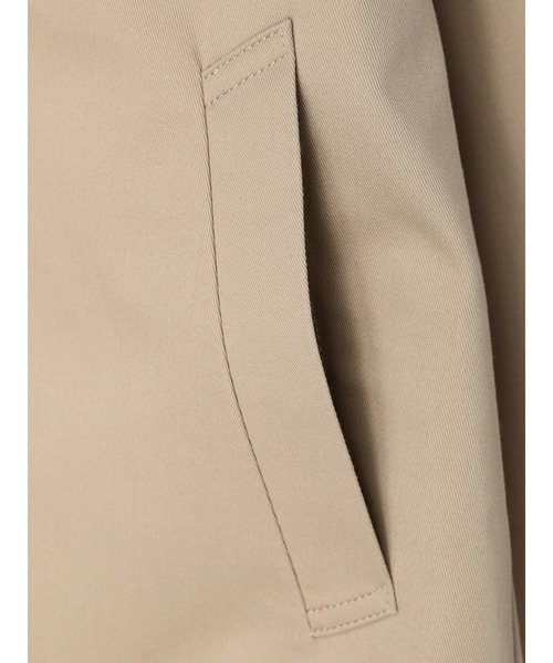 earth music&ecology(アースミュージックアンドエコロジー)の「2WAY ショートトレンチコート(トレンチコート・レディース・ベージュ/ブルー・FREE)」の12枚目の写真