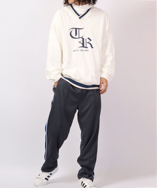 A.T,C in the attic homme（エーティーシーインジアティックオム）の「ラインVネック カレッジワッペン ビッグシルエット ワイドロンT（Tシャツ/カットソー・メンズ・ホワイト/ブラック/グリーン・M/L）」の8枚目の写真
