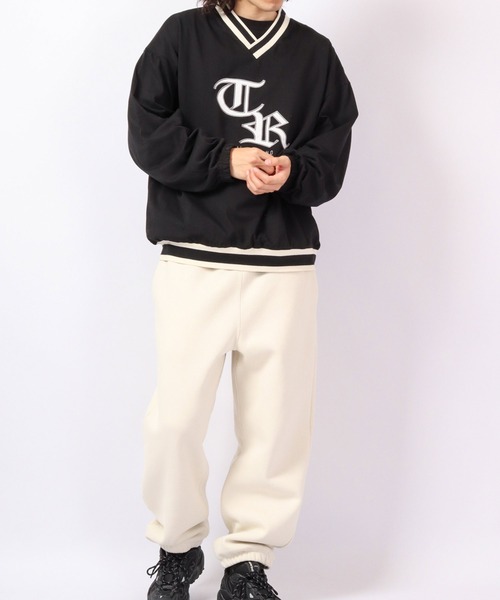 A.T,C in the attic homme（エーティーシーインジアティックオム）の「ラインVネック カレッジワッペン ビッグシルエット ワイドロンT（Tシャツ/カットソー・メンズ・ホワイト/ブラック/グリーン・M/L）」の14枚目の写真