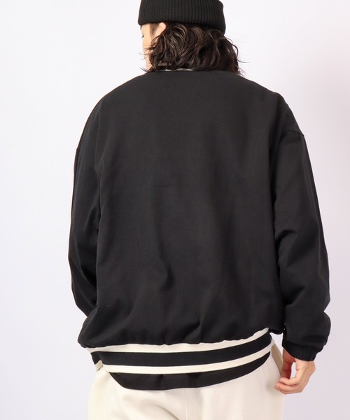 A.T,C in the attic homme（エーティーシーインジアティックオム）の「ラインVネック カレッジワッペン ビッグシルエット ワイドロンT（Tシャツ/カットソー・メンズ・ホワイト/ブラック/グリーン・M/L）」の13枚目の写真