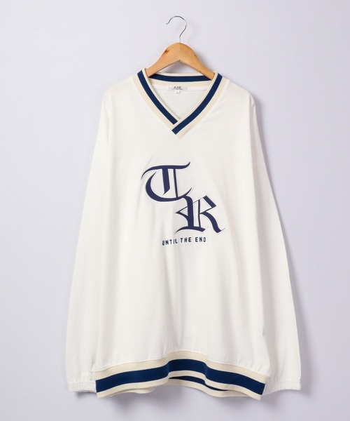 A.T,C in the attic homme（エーティーシーインジアティックオム）の「ラインVネック カレッジワッペン ビッグシルエット ワイドロンT（Tシャツ/カットソー・メンズ・ホワイト/ブラック/グリーン・M/L）」の4枚目の写真