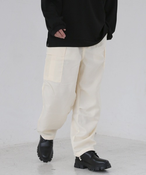 CERCA（チェルカ）の「【BEL】ドレープ ビッグシルエット カーゴパンツ(BG/)（カーゴパンツ・メンズ・カーキ/ブラック/オフホワイト・MEDIUM/X-LARGE/LARGE）」の21枚目の写真