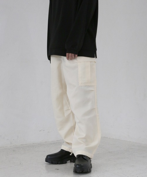 CERCA（チェルカ）の「【BEL】ドレープ ビッグシルエット カーゴパンツ(BG/)（カーゴパンツ・メンズ・カーキ/ブラック/オフホワイト・MEDIUM/X-LARGE/LARGE）」の22枚目の写真