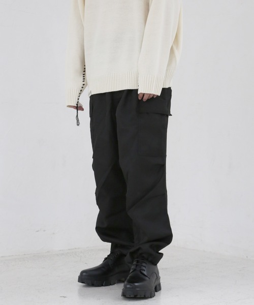 CERCA（チェルカ）の「【BEL】ドレープ ビッグシルエット カーゴパンツ(BG/)（カーゴパンツ・メンズ・カーキ/ブラック/オフホワイト・MEDIUM/X-LARGE/LARGE）」の12枚目の写真