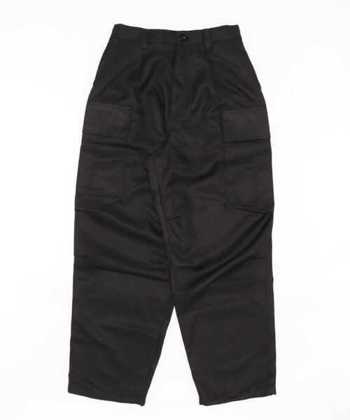 CERCA（チェルカ）の「【BEL】ドレープ ビッグシルエット カーゴパンツ(BG/)（カーゴパンツ・メンズ・カーキ/ブラック/オフホワイト・MEDIUM/X-LARGE/LARGE）」の7枚目の写真