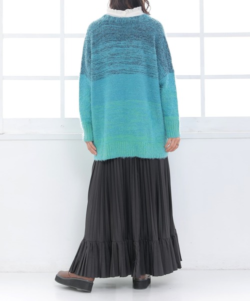 n'OrLABEL（ノアールレーベル）の「【廃盤】『シャギーグラデーションニットカーディガン』（カーディガン/ボレロ・レディース・パープル/ブルーグリーン・FREE）」の6枚目の写真