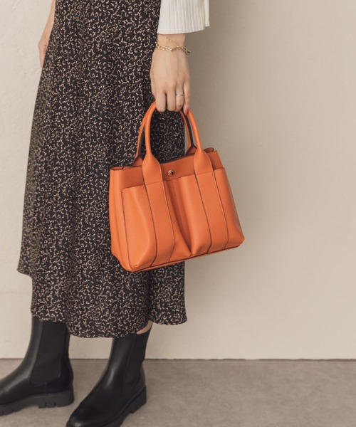 RODE SKO(ロデスコ)の「プチダブルポケットトートバッグ(トートバッグ・レディース・ブラック/カーキ/グレー系その他/ホワイト系その他/オレンジ・ONE)」の10枚目の写真