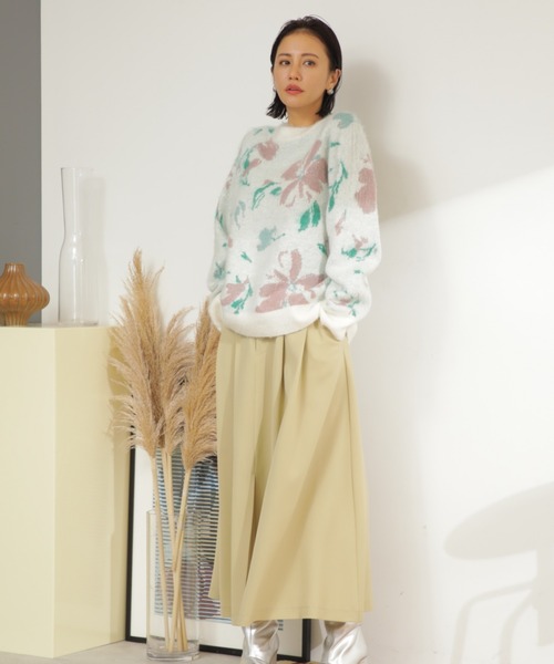 ROSE BUD(ローズバッド)の「<ホワイトWEB限定カラー>フラワージャカードニット(ニット/セーター・レディース・ブラック/ブルー/ホワイト系その他・ONE SIZE)」の8枚目の写真