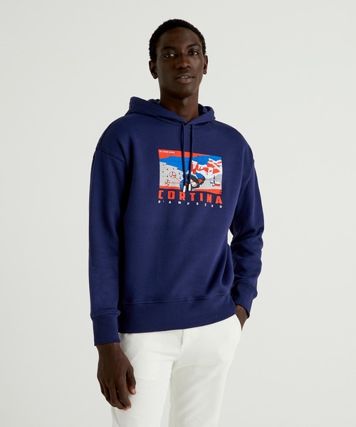 BENETTON (UNITED COLORS OF BENETTON)（ベネトンユナイテッドカラーズオブベネトン）の「ウィンタ－デザインフロントプリントスウェットフードパーカー（パーカー・メンズ・ホワイト/ネイビー/グリーン・SMALL/MEDIUM/LARGE/X-SMALL）」の3枚目の写真