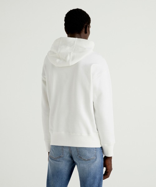 BENETTON (UNITED COLORS OF BENETTON)（ベネトンユナイテッドカラーズオブベネトン）の「ウィンタ－デザインフロントプリントスウェットフードパーカー（パーカー・メンズ・ホワイト/ネイビー/グリーン・SMALL/MEDIUM/LARGE/X-SMALL）」の11枚目の写真