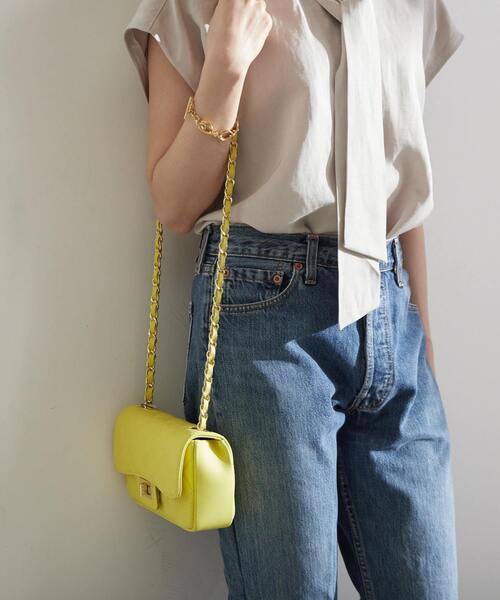 Liesse（リエス）の「【AULENTTI/オウレンティ】 チェーンバッグ（ショルダーバッグ・レディース・ブラック/サックスブルー/イエロー/グリーン・FREE）」の4枚目の写真