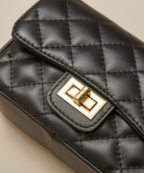 Liesse（リエス）の「【AULENTTI/オウレンティ】 チェーンバッグ（ショルダーバッグ・レディース・ブラック/サックスブルー/イエロー/グリーン・FREE）」の13枚目の写真