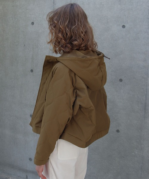 Hart(ハート)の「Hart / dawn hoodie jacket(ダウンフーディージャケット)(ダウンジャケット/コート・レディース・ブラック/キャメル・36)」の5枚目の写真